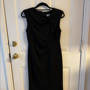 Elegant Black Sleeveless Dress Size 6 Evening Wedding Guest Semi-formal